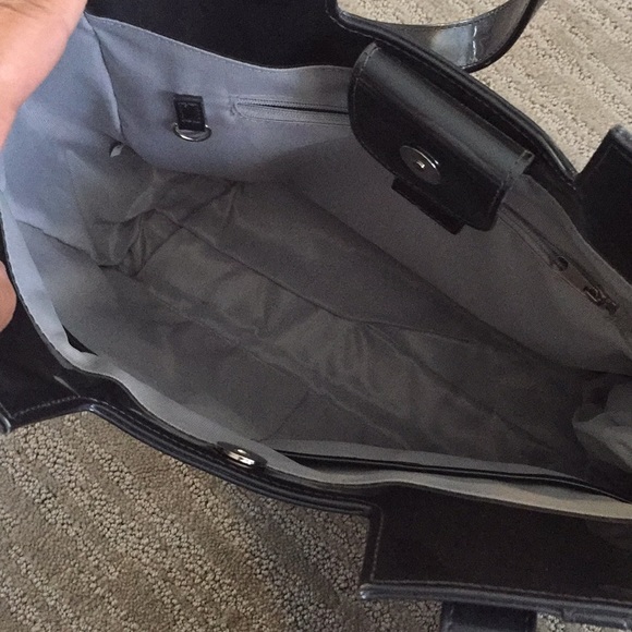 Beijo Classic Tote - Picture 3 of 6